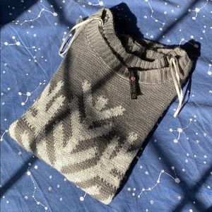 Soft Snowflake Long Sleeve